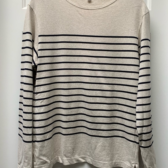 UNIQLO cotton long sleeve Tshirt - Picture 5 of 5